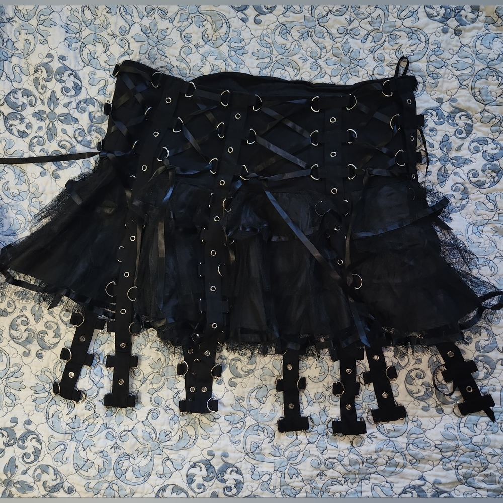 Hell bunny goth skirt straps grommets